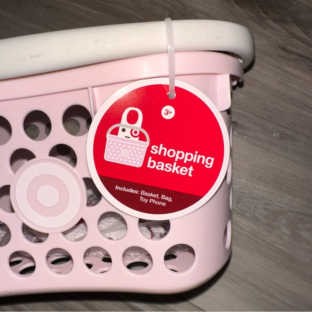 Small Target Pink Shopping Basket - Picture 3 of 6